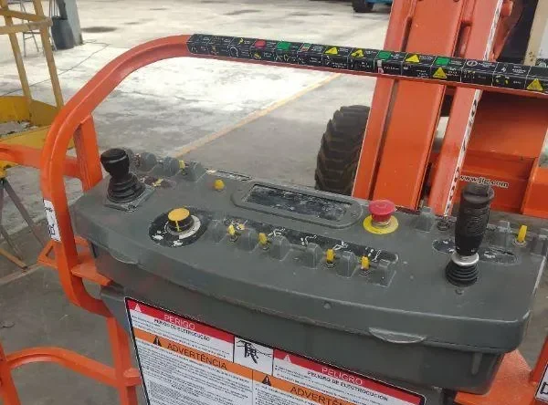 Controles da Plataforma Elevatória